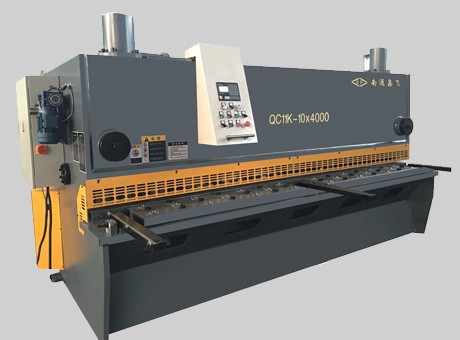 QC11K-10X4000液压闸式剪板机